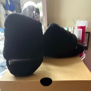 Ugg fluffy yeah slide